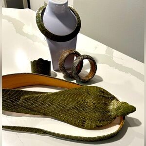 Elegant Olive Snake Pattern Belt